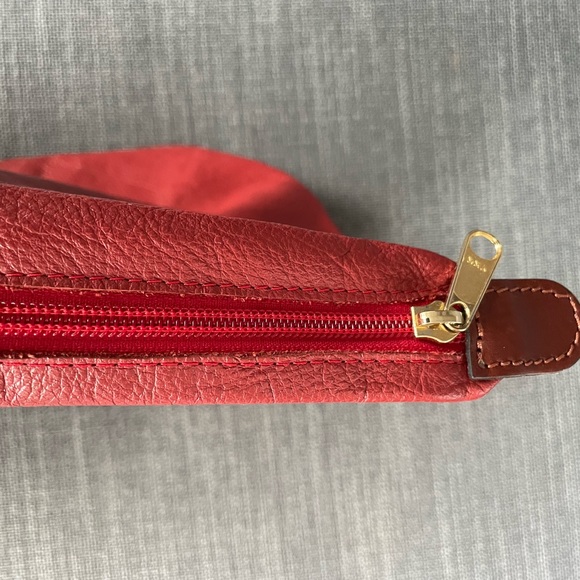 Rossi and Caruso Red Leather Shoulder Bag Trieste. Foldable. - Picture 2 of 9
